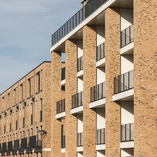 The top 5 benefits of using a travel management company (TMC) for long-stay accommodation and housing solutions in the UK