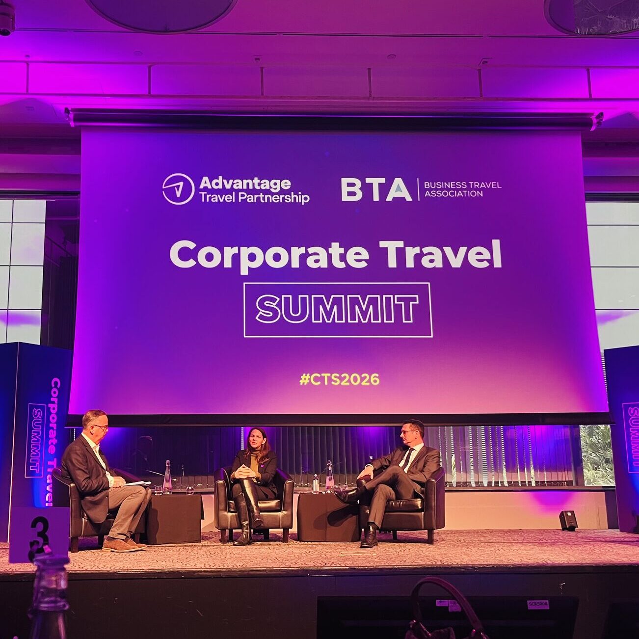 5 Signals Shaping Corporate Travel Right Now